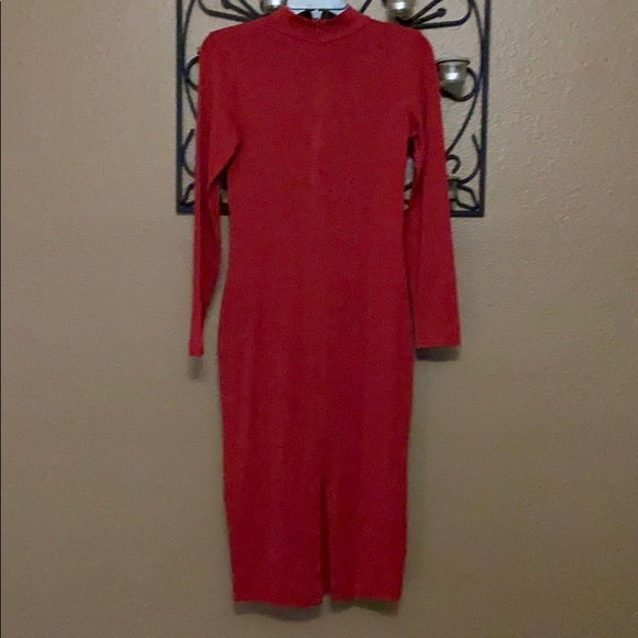 Dress - Picture 3 of 4